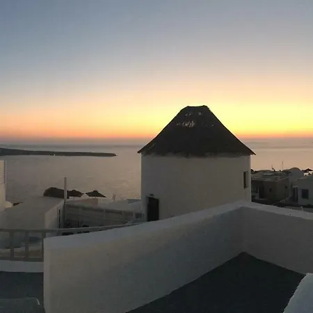 Casa vacanze Feggitis Traditional House Oia (Santorini)